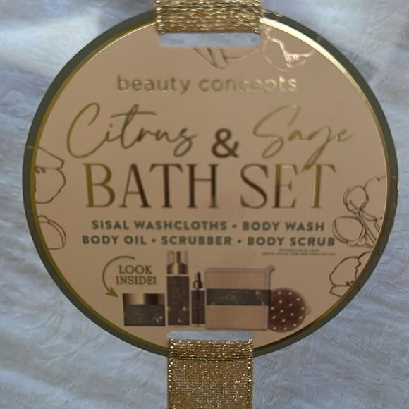 Citrus & Sage Bath Set Body Scrub Body Wash Body Oil Sisal Cloths and Scrubber - Picture 7 of 9